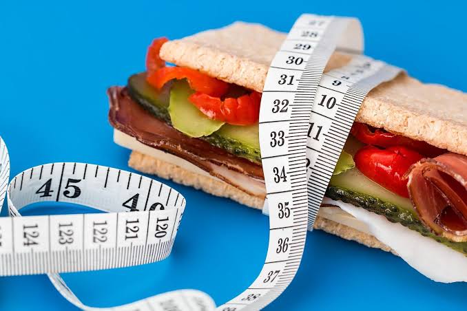 Redukční dieta – Jak zdravě zhubnout bez hladovění a jojo efektu