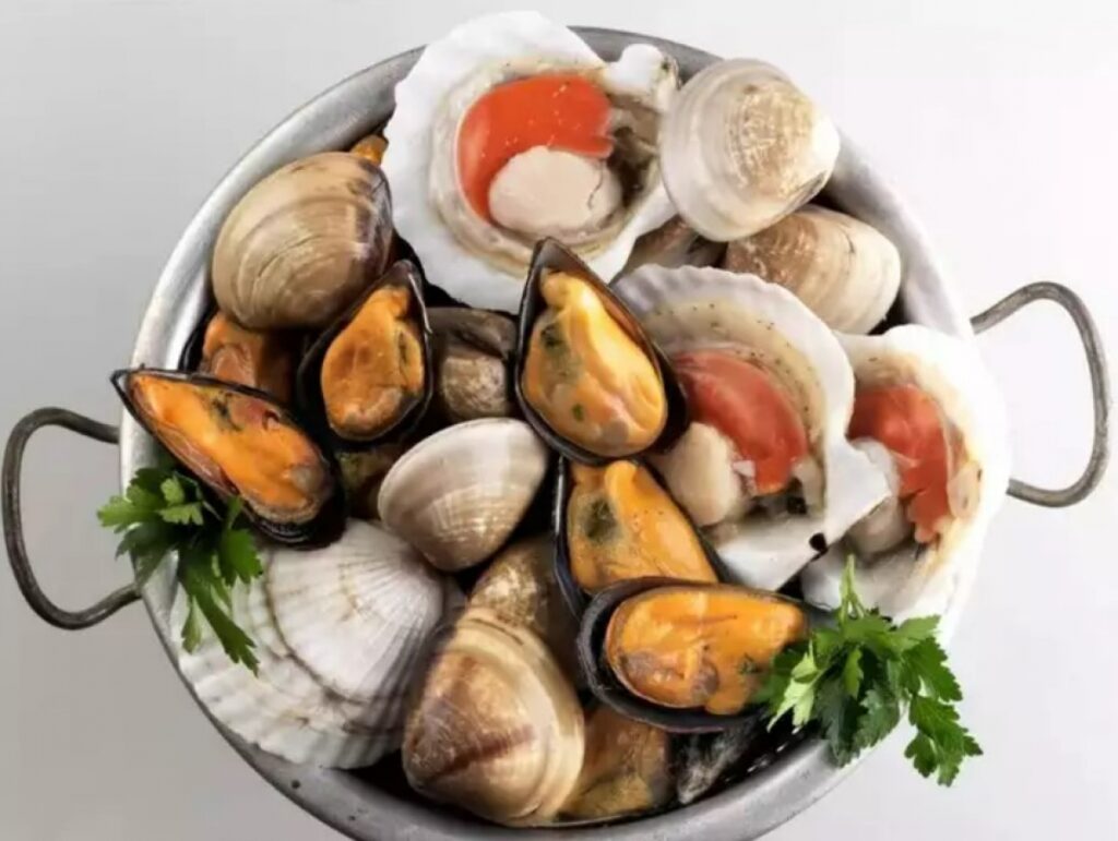 Protein: význam, nejlepší zdroje a jeho role při hubnutí