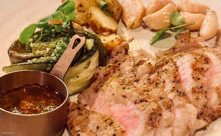 Protein: význam, nejlepší zdroje a jeho role při hubnutí